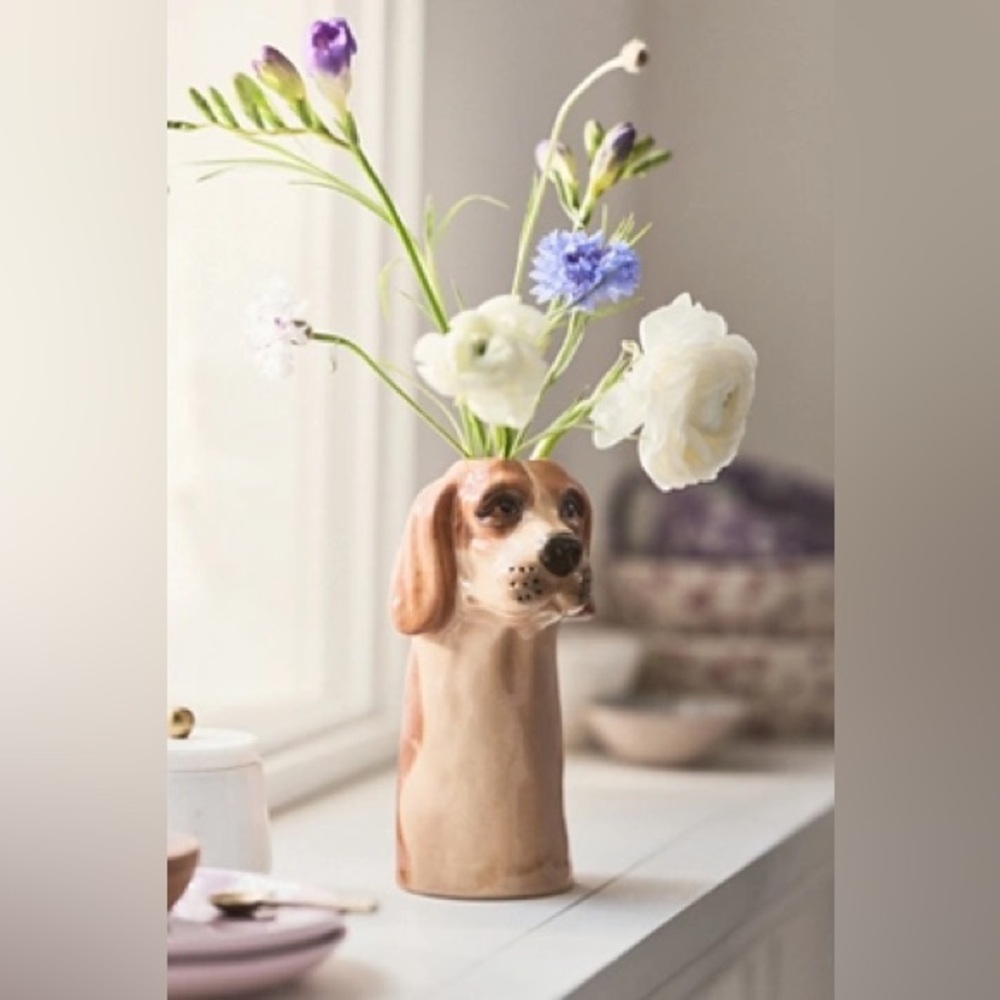 Anthropologie Stoneware Dog Vase - Bloodhound